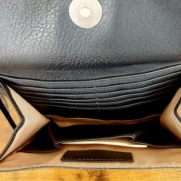 THE SAK Ventura Vintage Finish Crossbody Bag - Picture 4 of 7